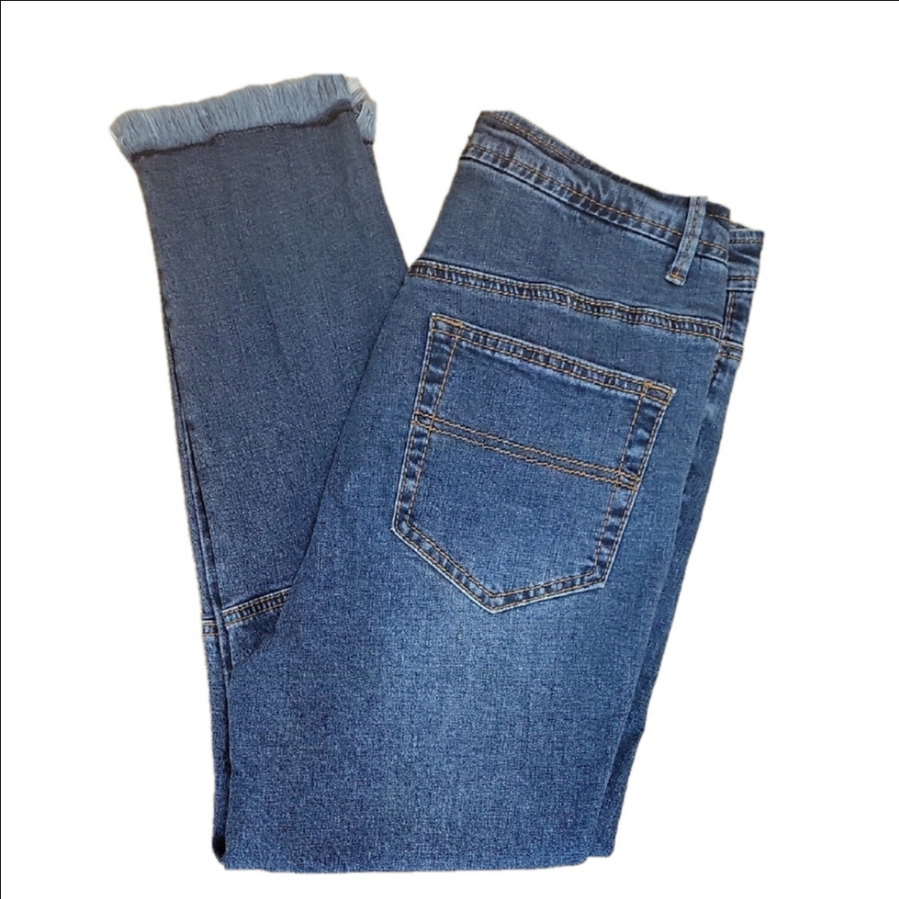 Max Studio Denim Blue Cropped Jeans Size 27 EUC